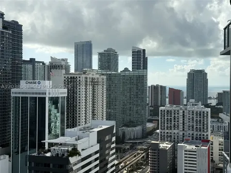 185 SW 7th Street Miami FL 33130