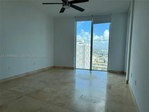 185 SW 7th Street Miami FL 33130