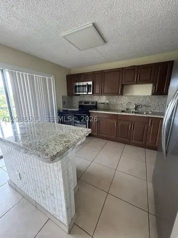 17000 NW 67th Avenue Hialeah FL 33015