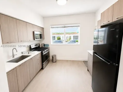 762 Lenox Avenue Miami Beach FL 33139