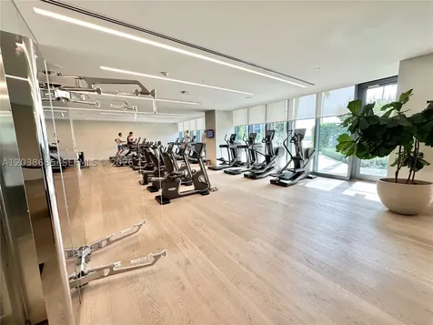 650 NE 32nd Street Miami FL 33137