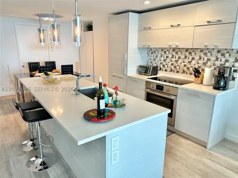 650 NE 32nd Street Miami FL 33137