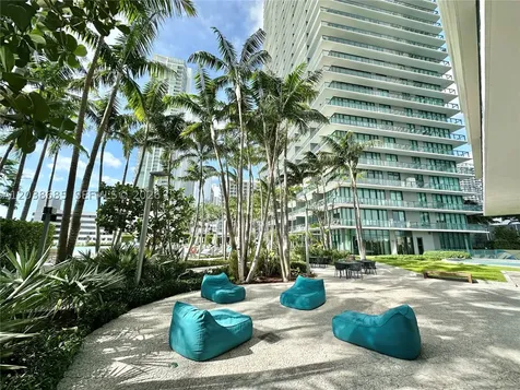 650 NE 32nd Street Miami FL 33137