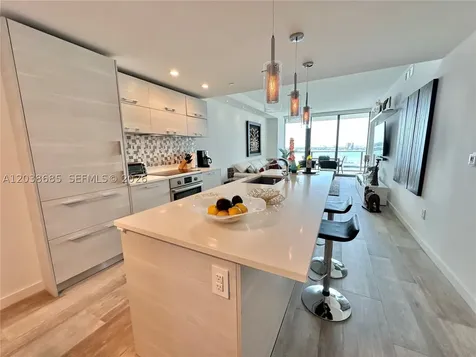 650 NE 32nd Street Miami FL 33137