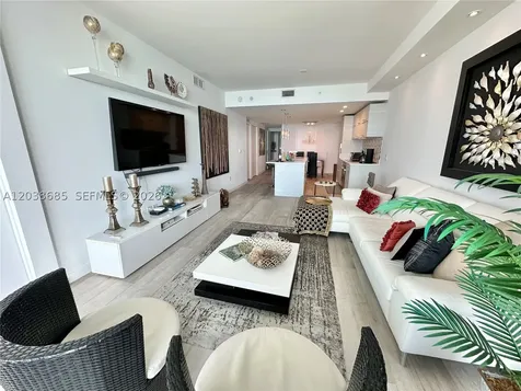 650 NE 32nd Street Miami FL 33137