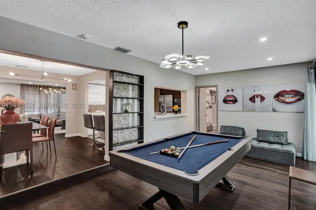 4519 Monroe Street Hollywood FL 33021