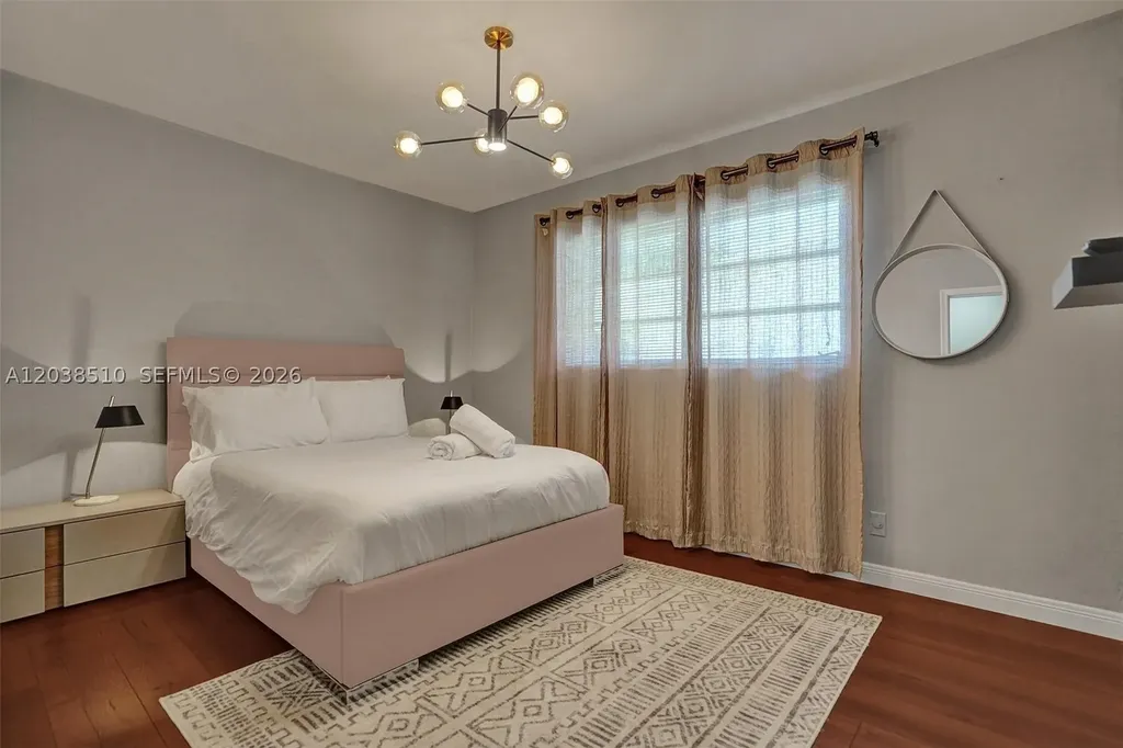 4519 Monroe Street Hollywood FL 33021