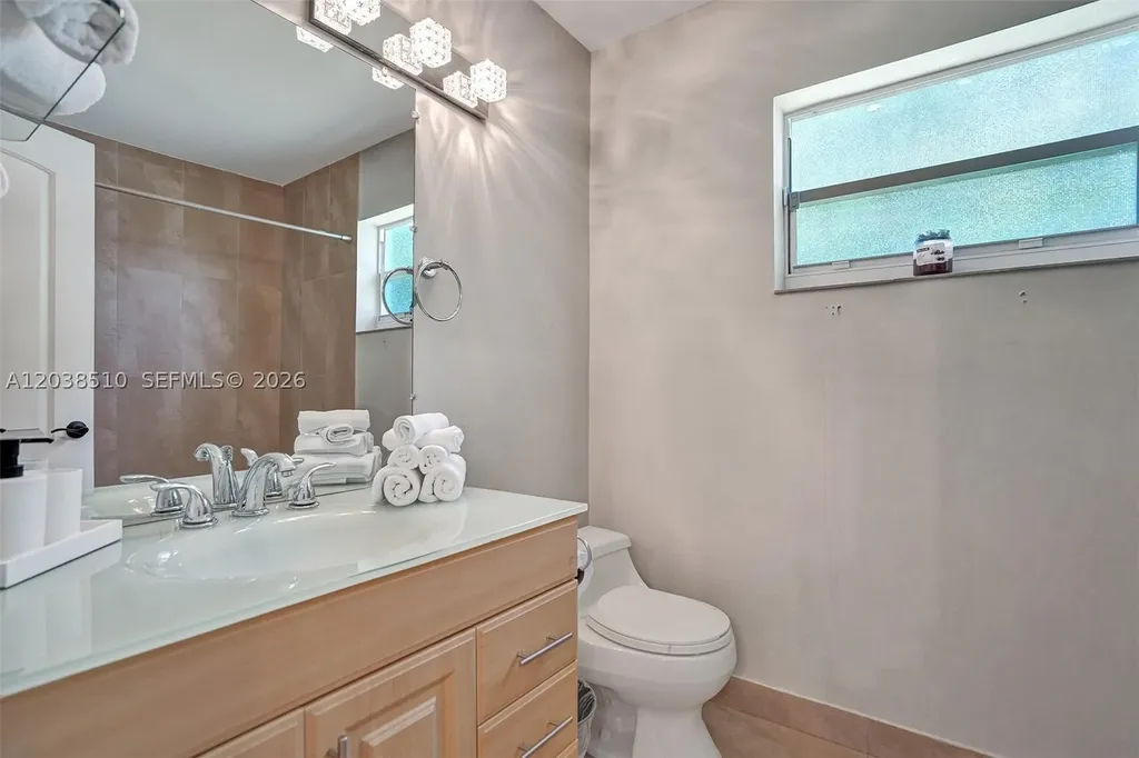 4519 Monroe Street Hollywood FL 33021