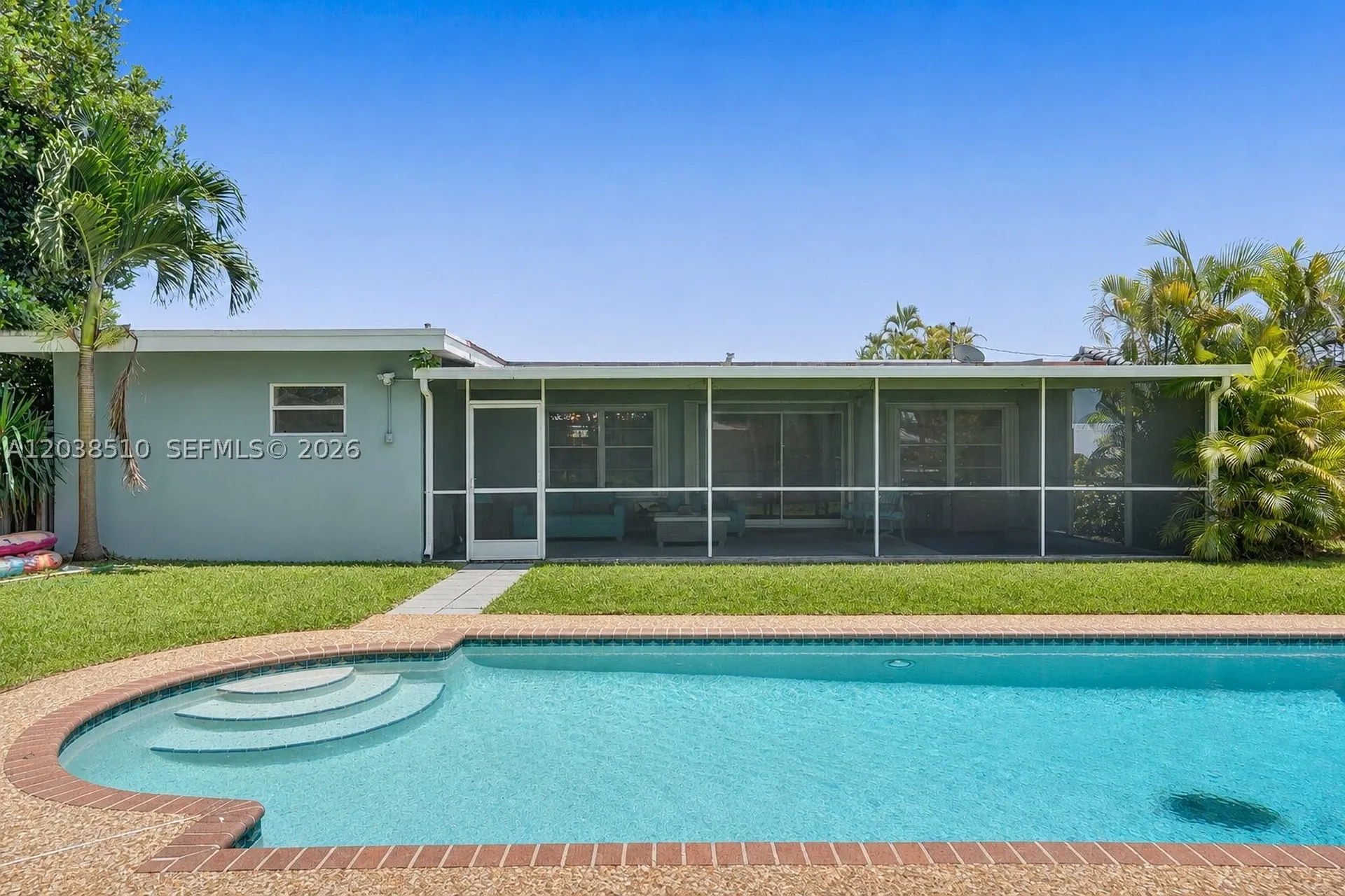 4519 Monroe Street Hollywood FL 33021