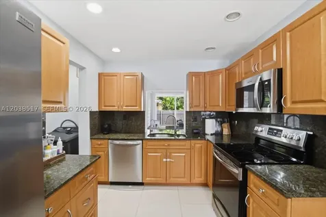 8211 NW 12th Street Pembroke Pines FL 33024