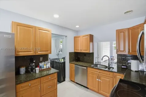 8211 NW 12th Street Pembroke Pines FL 33024