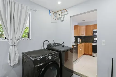 8211 NW 12th Street Pembroke Pines FL 33024