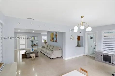 8211 NW 12th Street Pembroke Pines FL 33024
