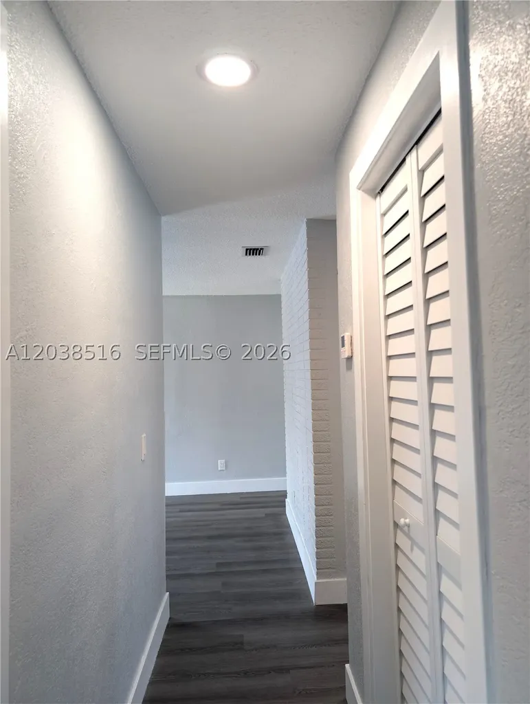2721 NW 25th Street Fort Lauderdale FL 33311