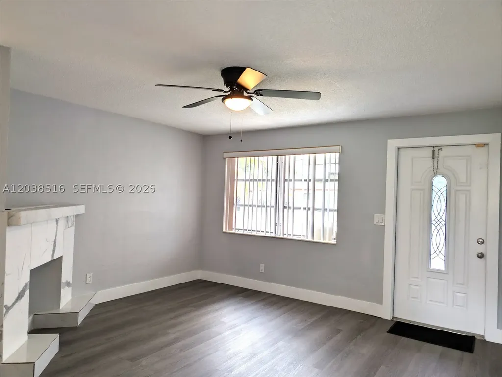 2721 NW 25th Street Fort Lauderdale FL 33311