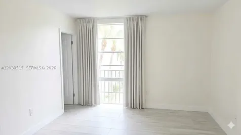 6904 N Kendall Drive Pinecrest FL 33156