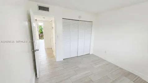 6904 N Kendall Drive Pinecrest FL 33156