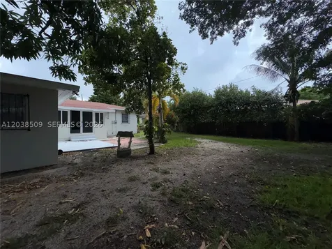 2920 SW 15th Street Miami FL 33145