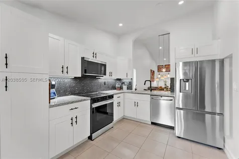 3218 S Carambola Circle S Coconut Creek FL 33066