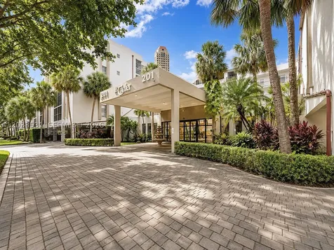 201 178th Drive Sunny Isles Beach FL 33160