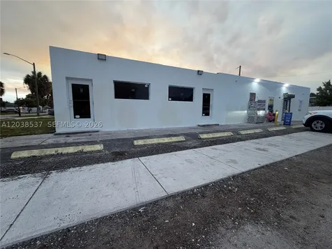 2910 N 22nd Avenue Hollywood FL 33020