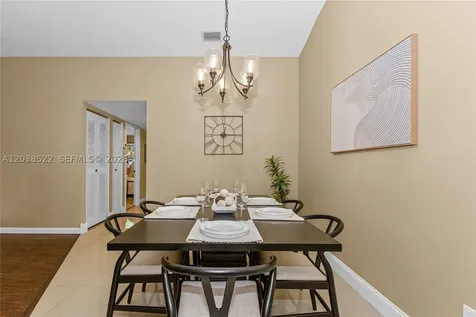 9237 NW 9th Place Plantation FL 33324
