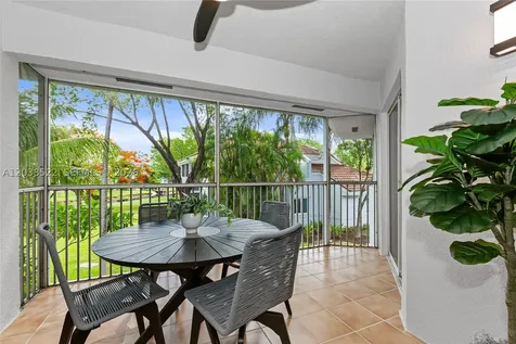 9237 NW 9th Place Plantation FL 33324