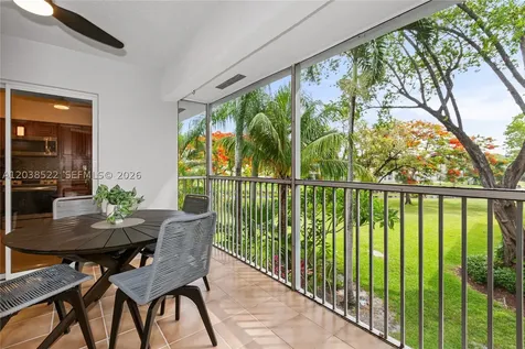 9237 NW 9th Place Plantation FL 33324