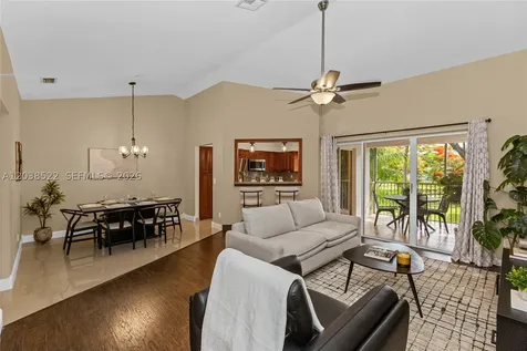 9237 NW 9th Place Plantation FL 33324
