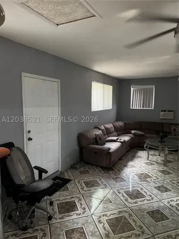 Miami FL 33162