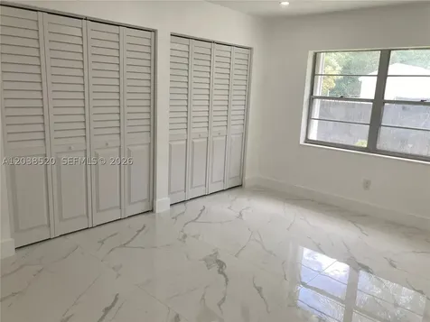 18765 SW 100th Avenue Cutler Bay FL 33157