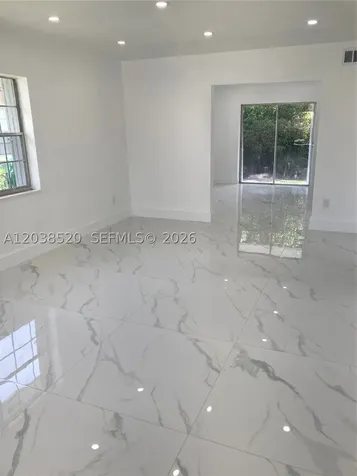 18765 SW 100th Avenue Cutler Bay FL 33157