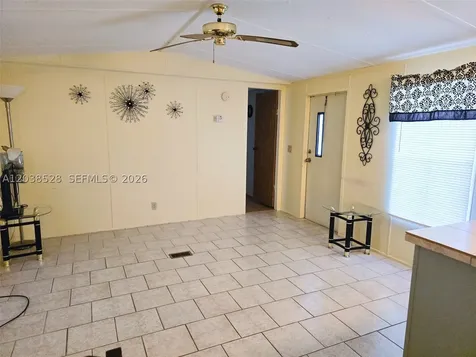 1601 Us Hwy 441 SE #156 Okeechobee FL 34974