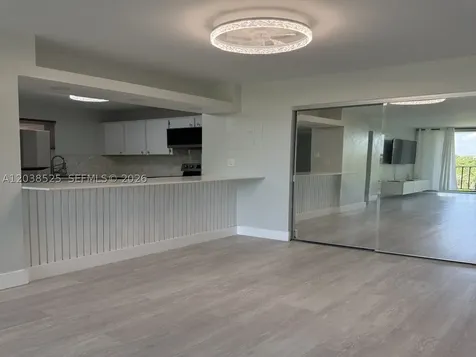 870 NW 87th Avenue Miami FL 33172