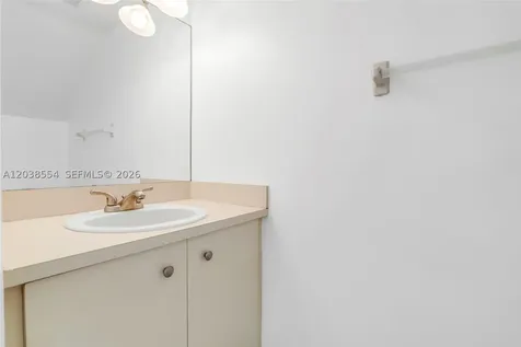 7050 SW 42nd Court Davie FL 33314
