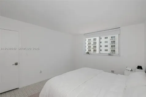 401 Ocean Drive Miami Beach FL 33139