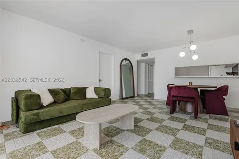401 Ocean Drive Miami Beach FL 33139