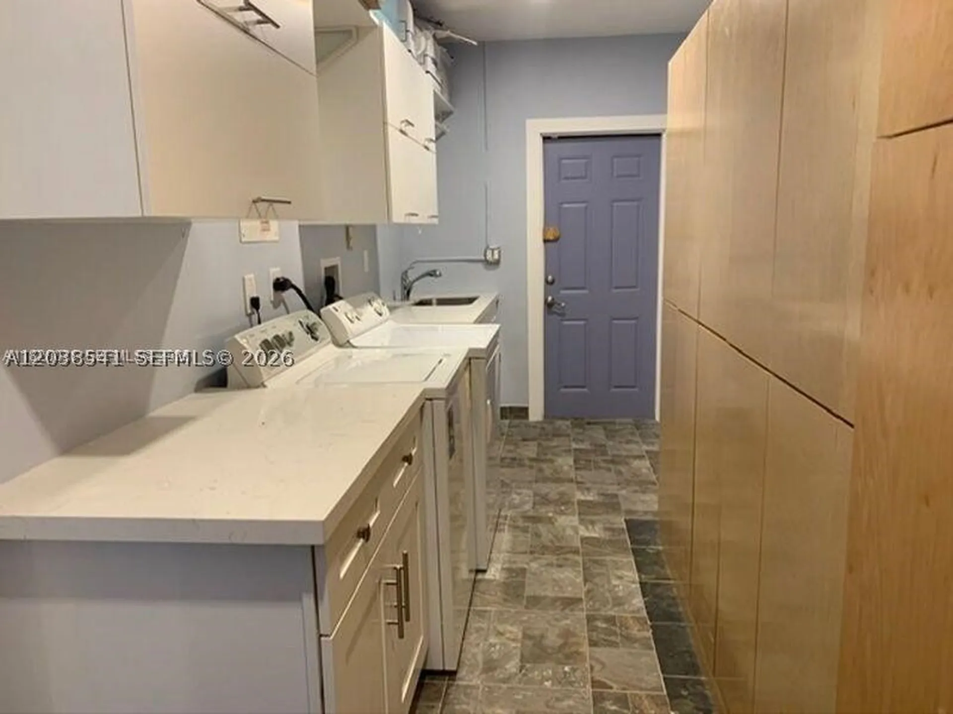 4718 Roosevelt Street Hollywood FL 33021