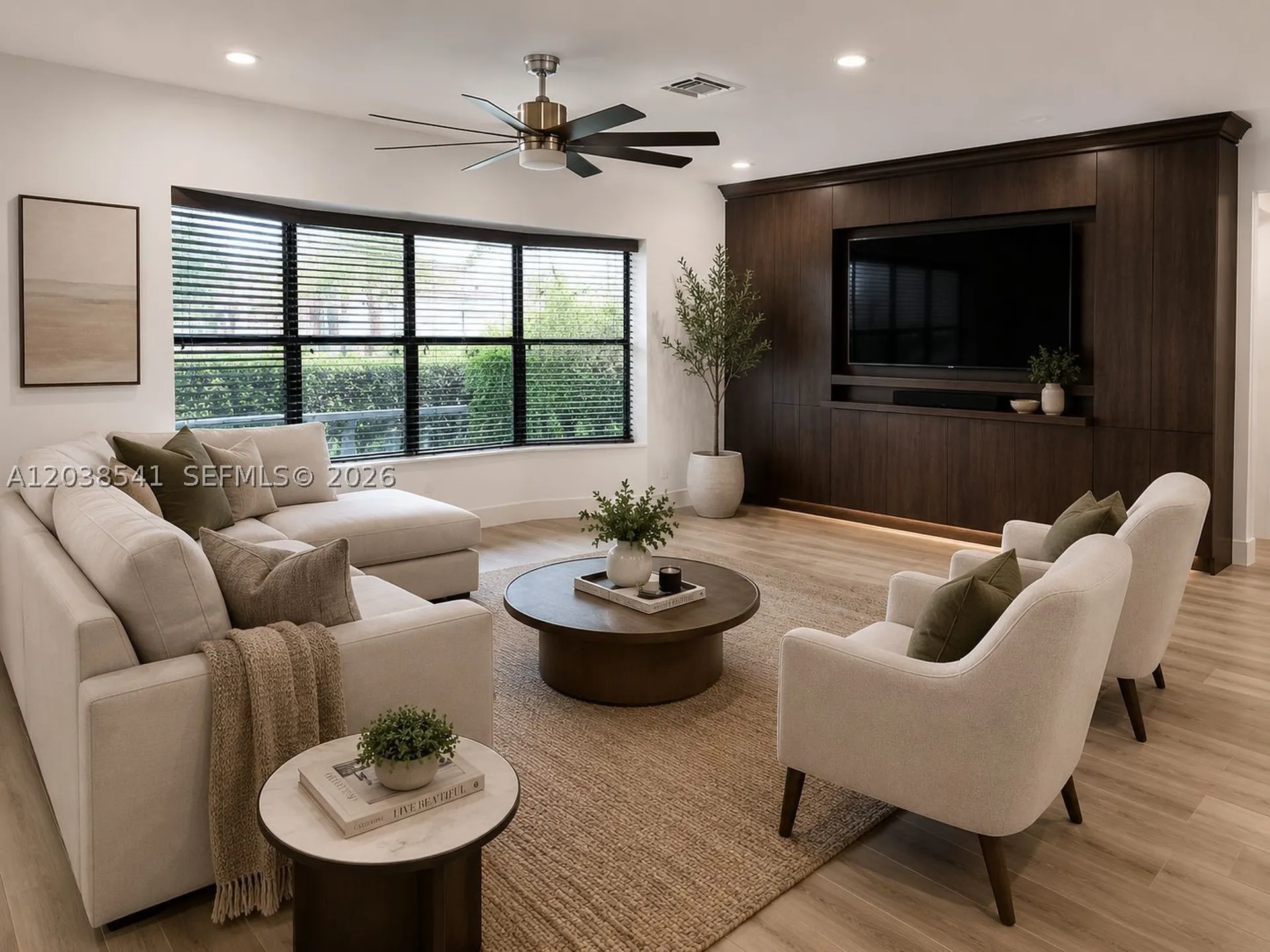 4718 Roosevelt Street Hollywood FL 33021