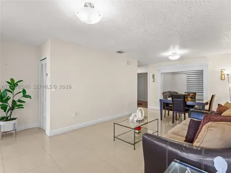 10532 NW 30th Avenue Miami FL 33147