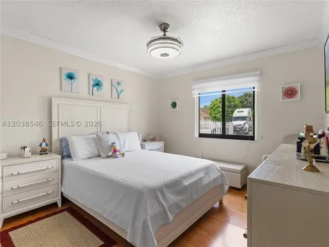 10532 NW 30th Avenue Miami FL 33147