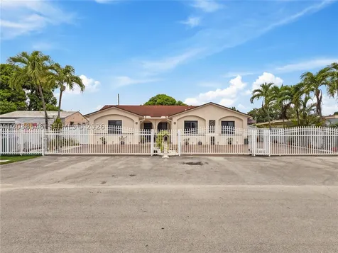 10532 NW 30th Avenue Miami FL 33147