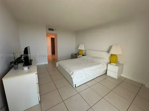 100 Bayview Drive Sunny Isles Beach FL 33160