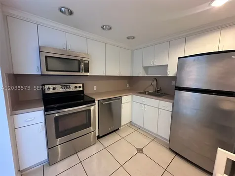 100 Bayview Drive Sunny Isles Beach FL 33160
