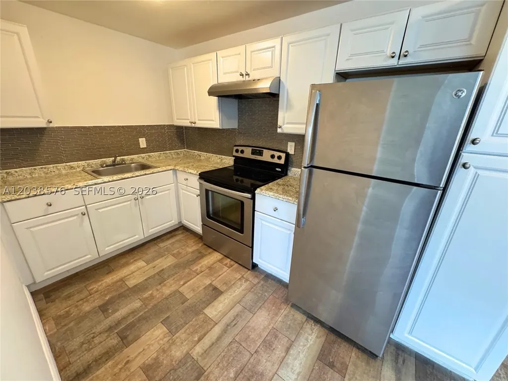207 SE 4th Avenue Boynton Beach FL 33435