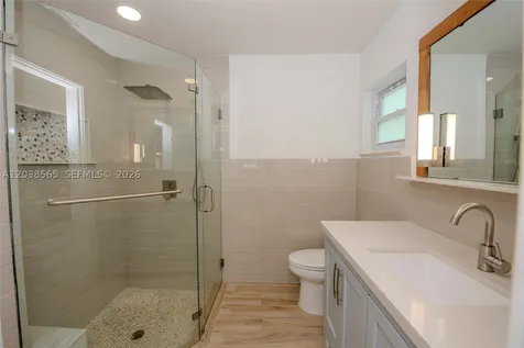 1304 N 40th Avenue Hollywood FL 33021