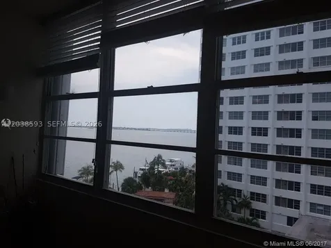 801 Brickell Bay Drive Miami FL 33131