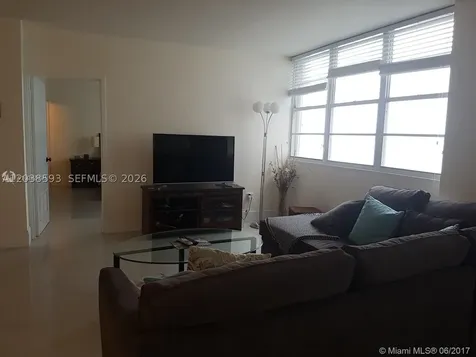 801 Brickell Bay Drive Miami FL 33131