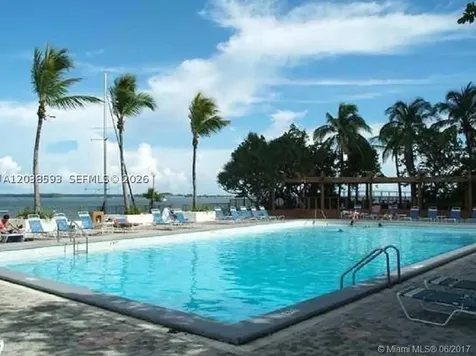 801 Brickell Bay Drive Miami FL 33131