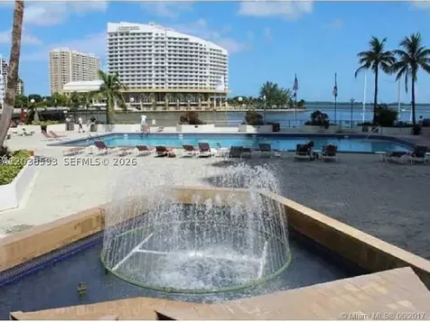 801 Brickell Bay Drive Miami FL 33131